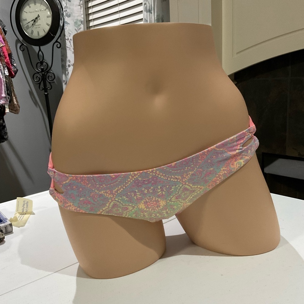Gypsy 05 Crisscross Side Detail Colorful Patterned Bikini Bottom - Picture 7 of 9